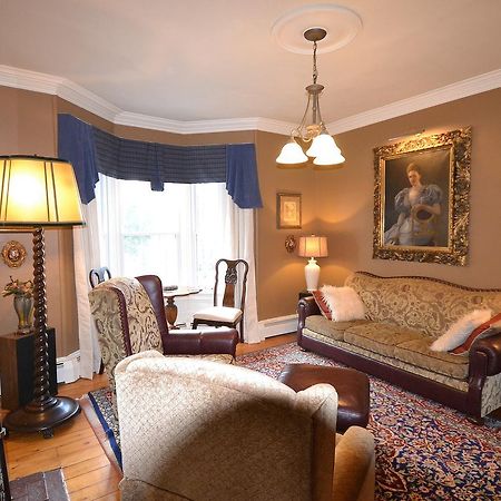 Briarwood Bed & Breakfast Elmsdale Экстерьер фото