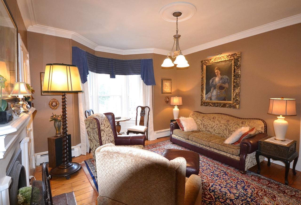 Briarwood Bed & Breakfast Elmsdale Экстерьер фото