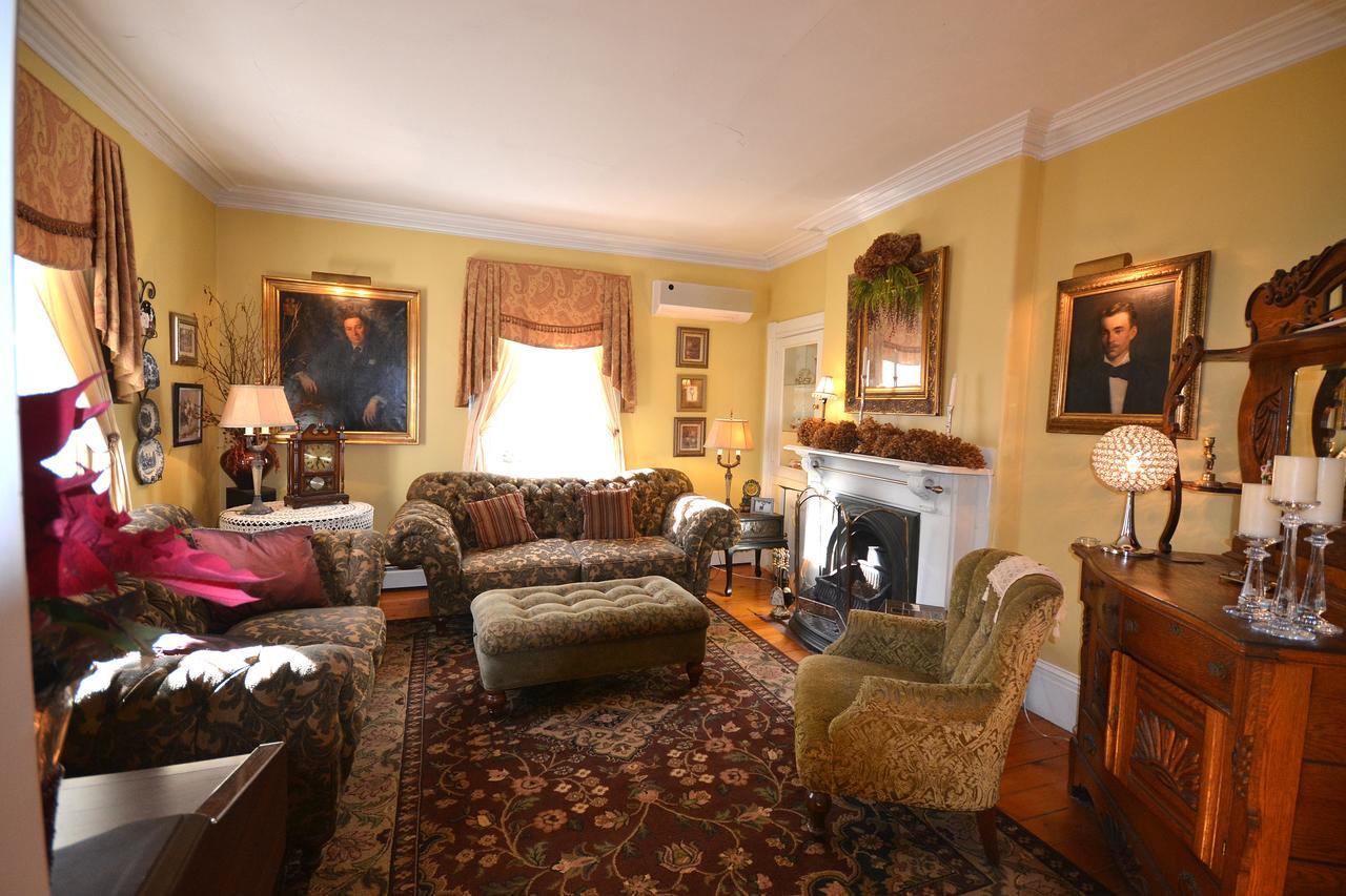 Briarwood Bed & Breakfast Elmsdale Экстерьер фото