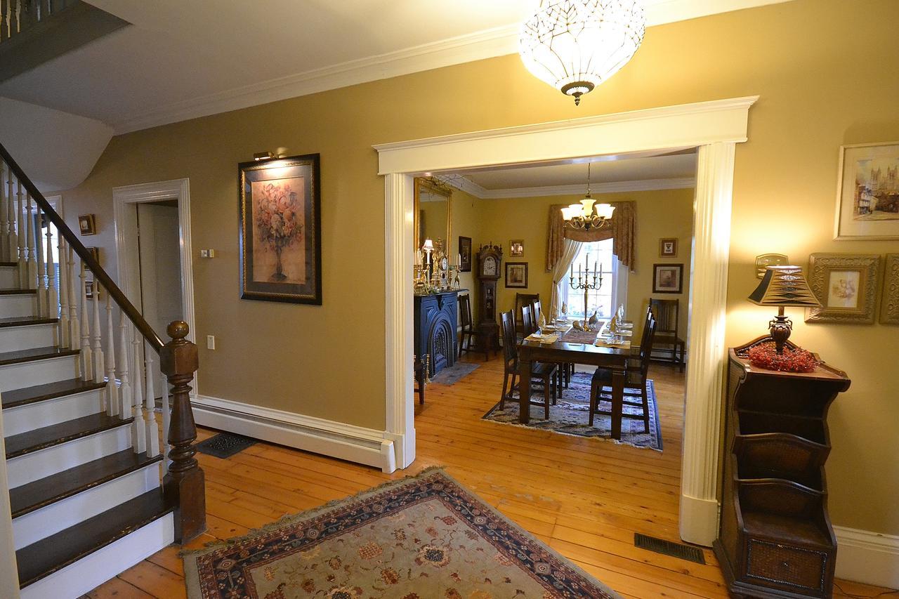 Briarwood Bed & Breakfast Elmsdale Экстерьер фото