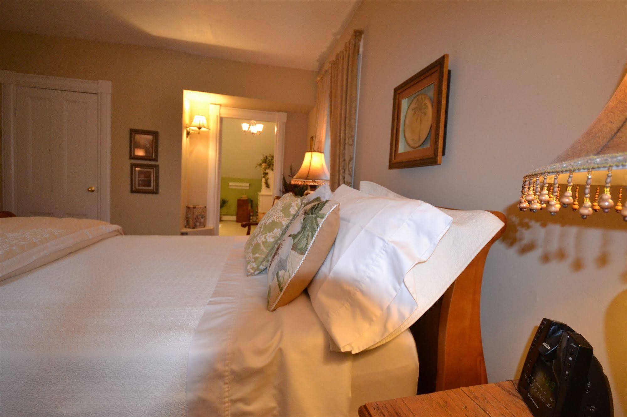 Briarwood Bed & Breakfast Elmsdale Экстерьер фото