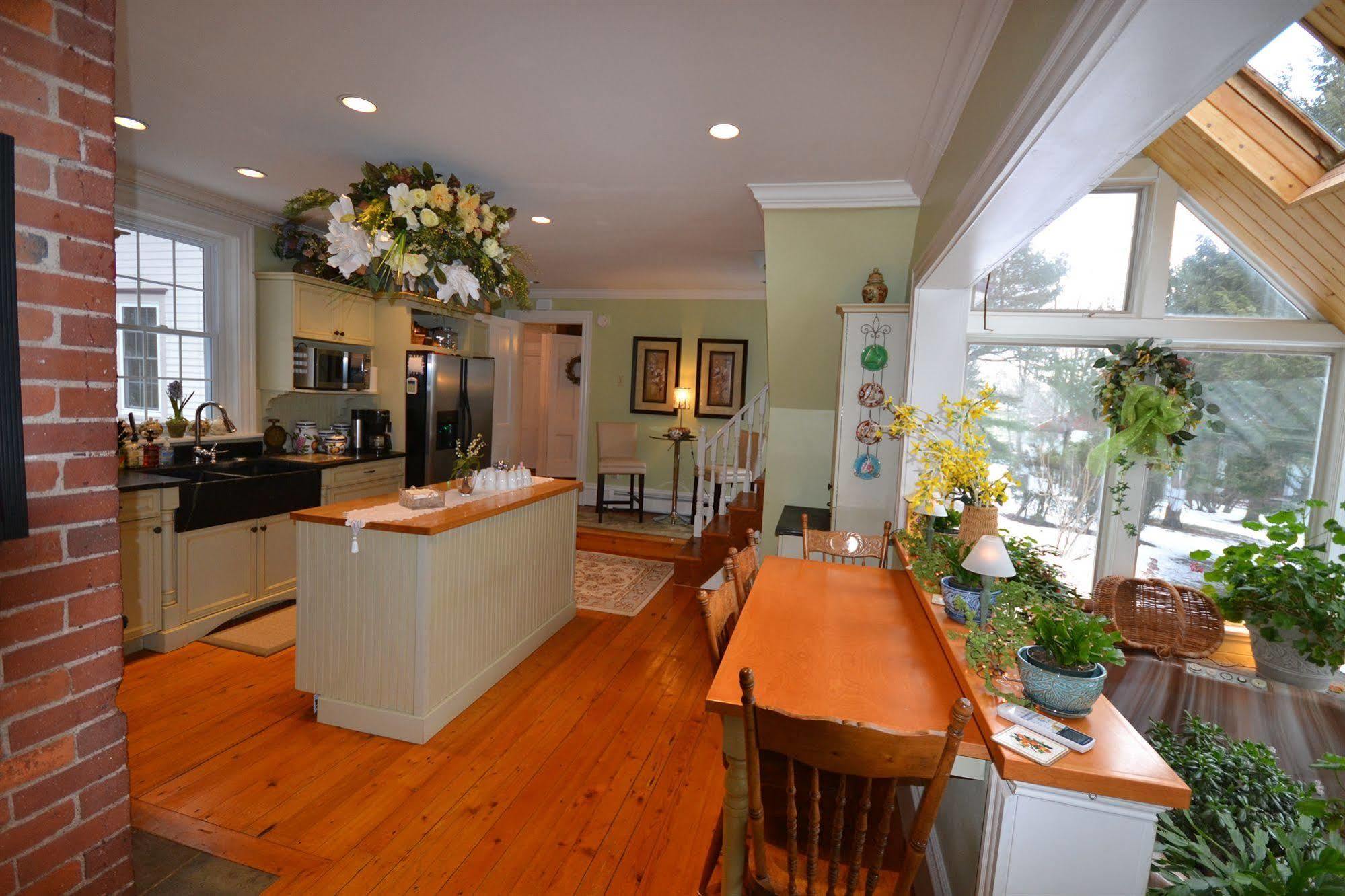 Briarwood Bed & Breakfast Elmsdale Экстерьер фото