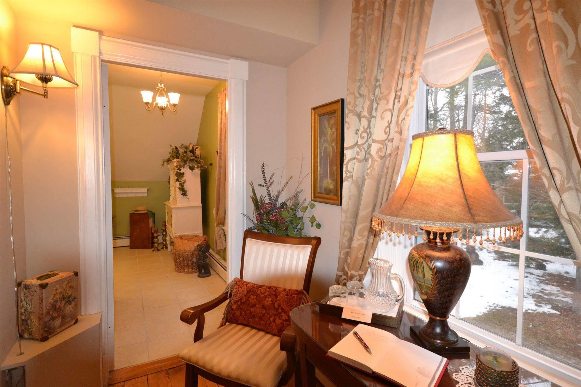 Briarwood Bed & Breakfast Elmsdale Экстерьер фото